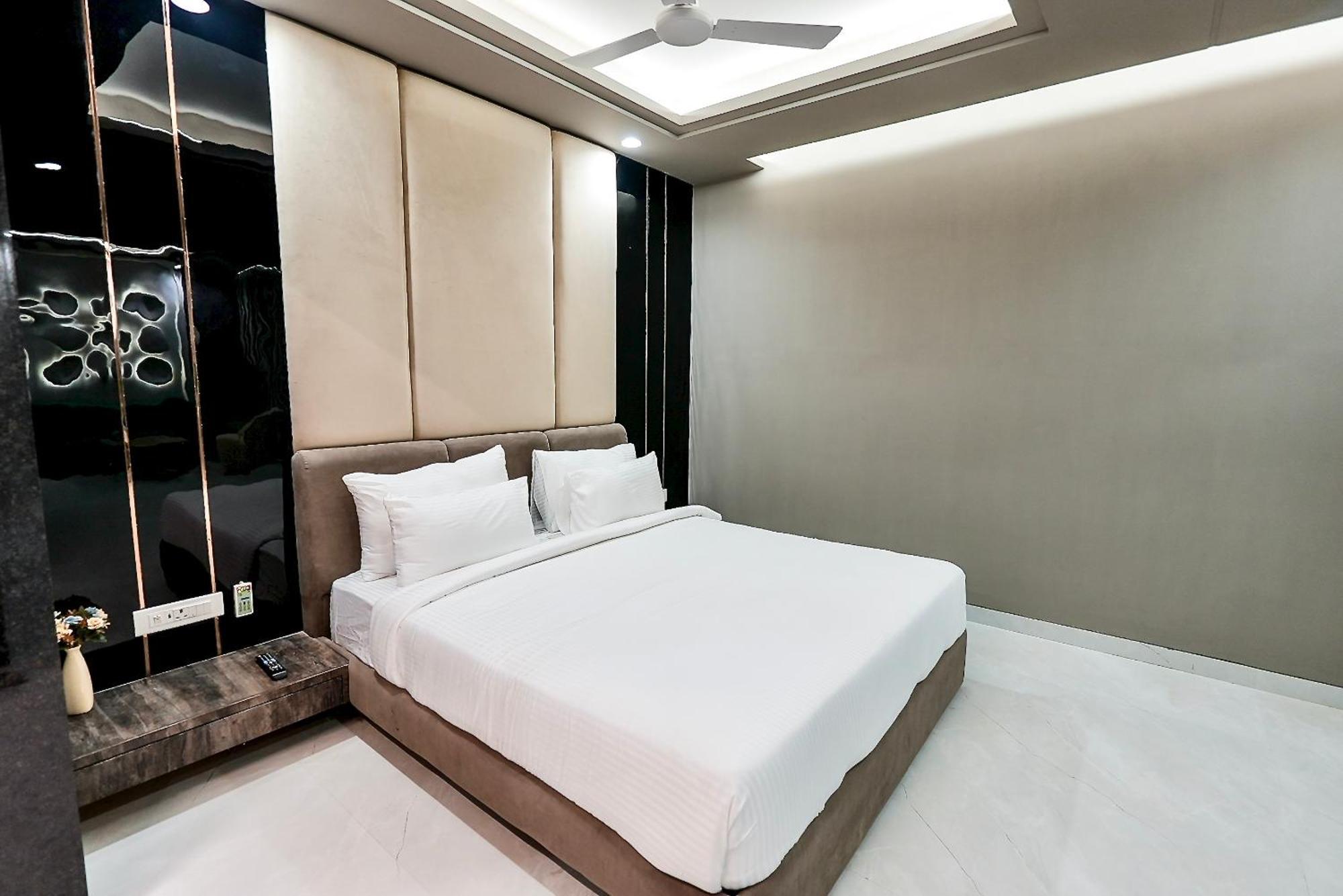 Hotel Elinor By Dazzling Hotels & Resorts Agra  Exterior foto