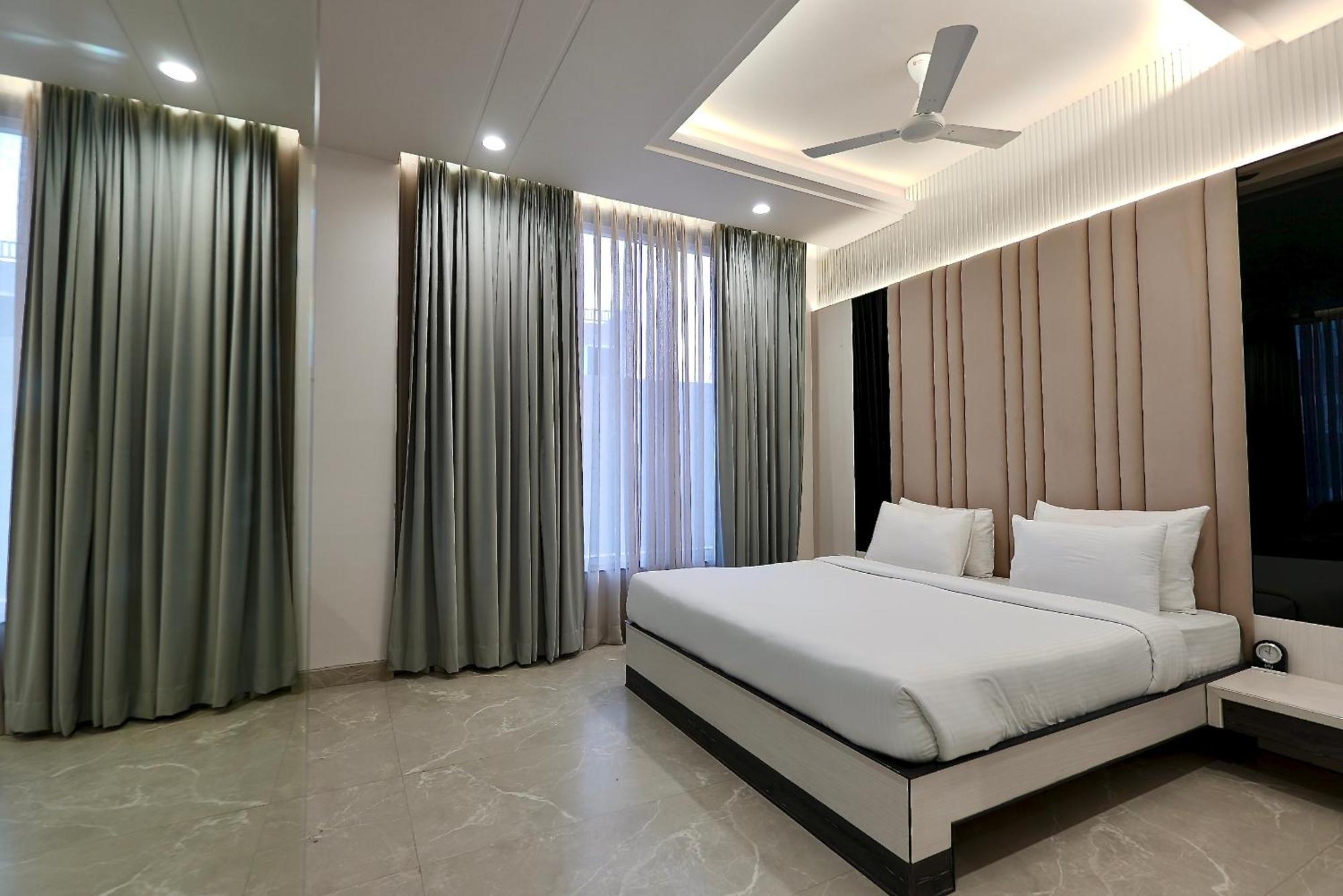 Hotel Elinor By Dazzling Hotels & Resorts Agra  Exterior foto