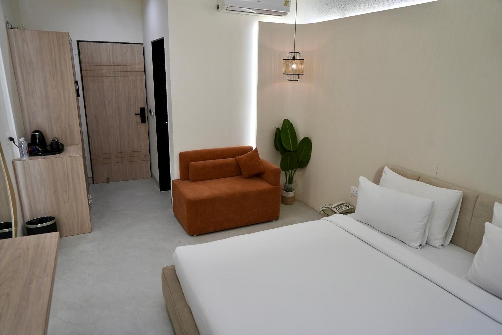 Hotel Elinor By Dazzling Hotels & Resorts Agra  Exterior foto